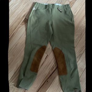 Brand New Green Tailored Sportsman 28R